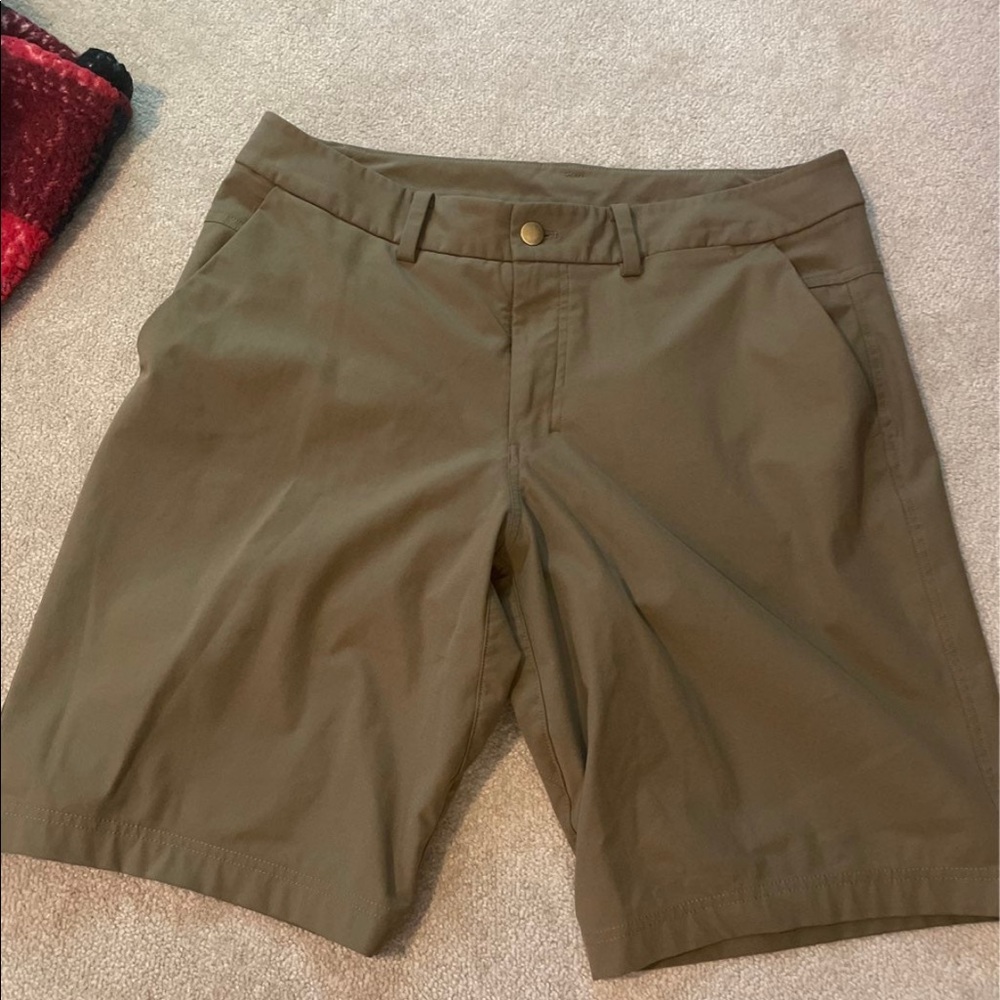 Lululemon mens shorts